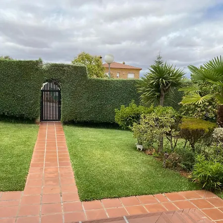 Jardin De La Yedra * Caceres