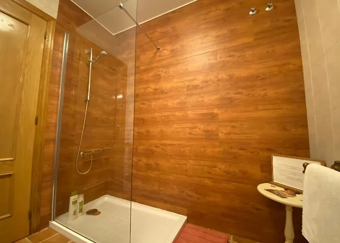 Jardin De La Yedra * Caces