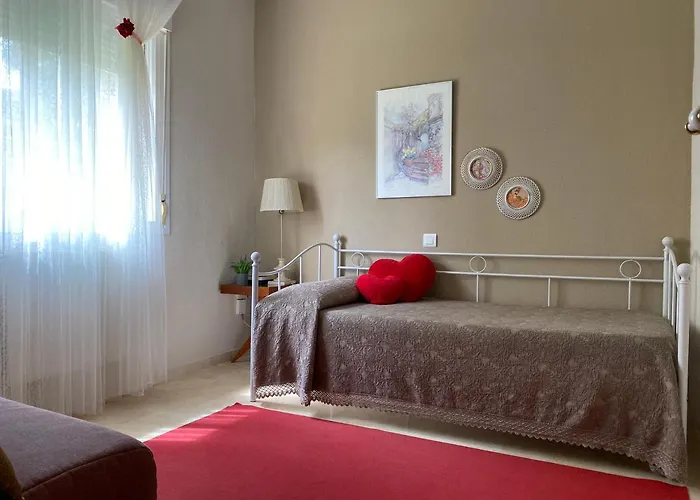 Jardin De La Yedra Landhaus Caces